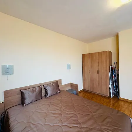 Sunny Dreams A 26 One Bedroom Big Balcony Апартаменты